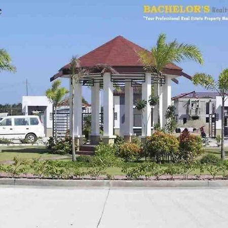 Two Story 87 Sqm Fully Air-Conditioned House In Babag 2, มักตัน ภายนอก รูปภาพ