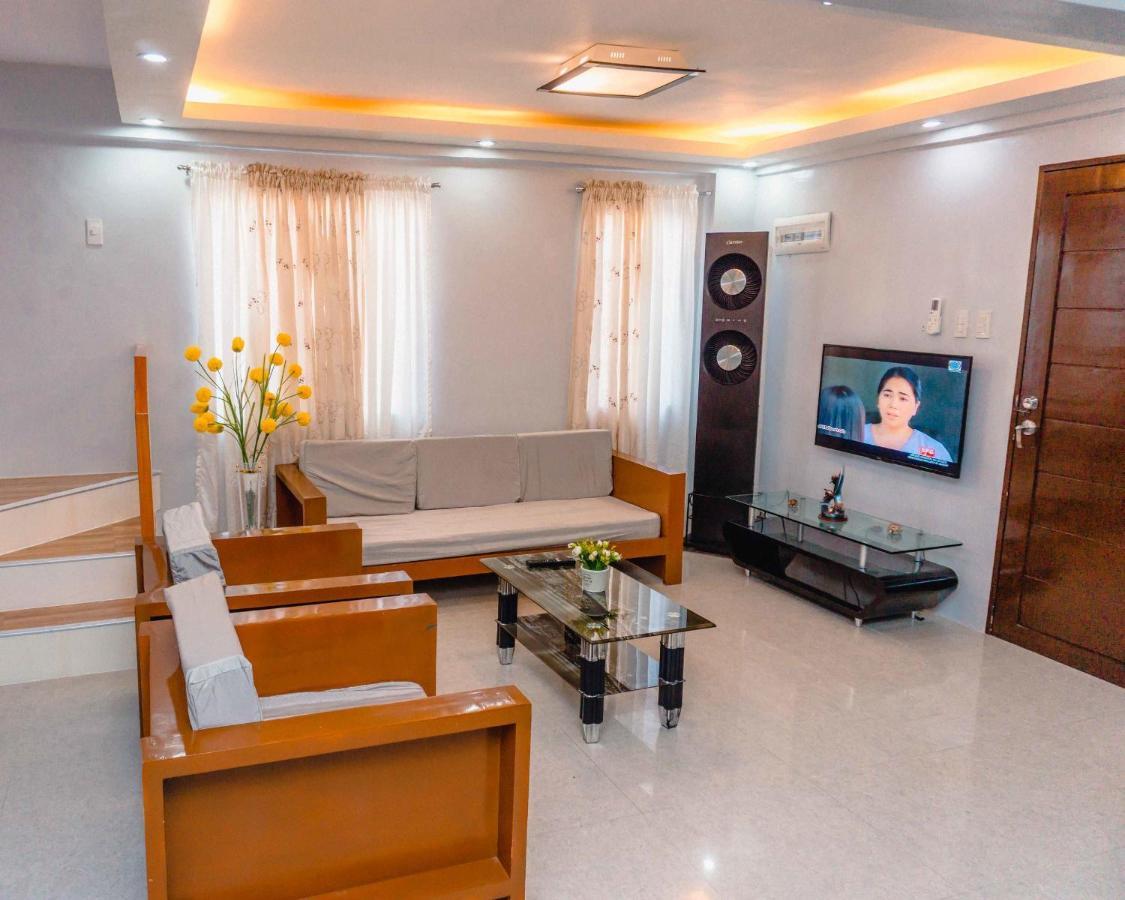 Two Story 87 Sqm Fully Air-Conditioned House In Babag 2, มักตัน ภายนอก รูปภาพ